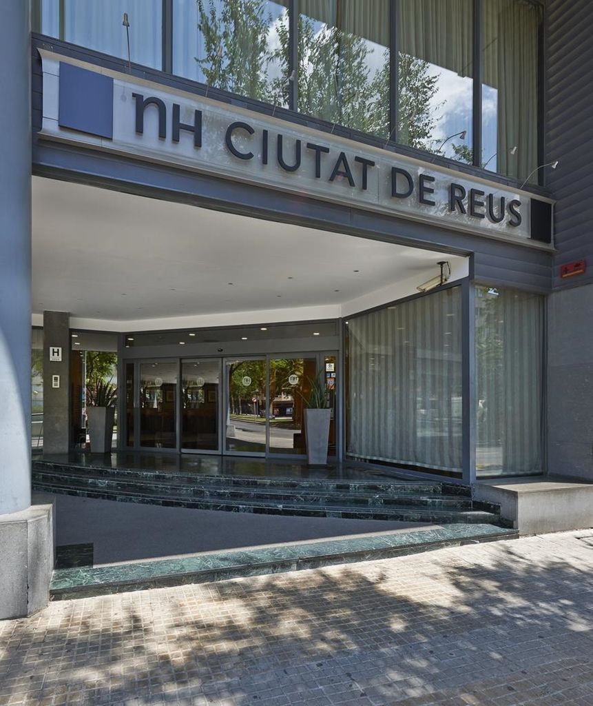 Отель Nh Ciutat De Реус Экстерьер фото